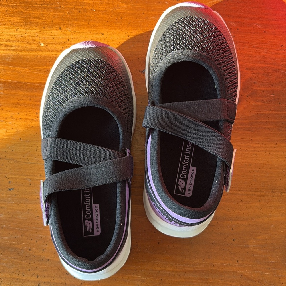 New Balance sneakers 🌻 - Picture 3 of 9